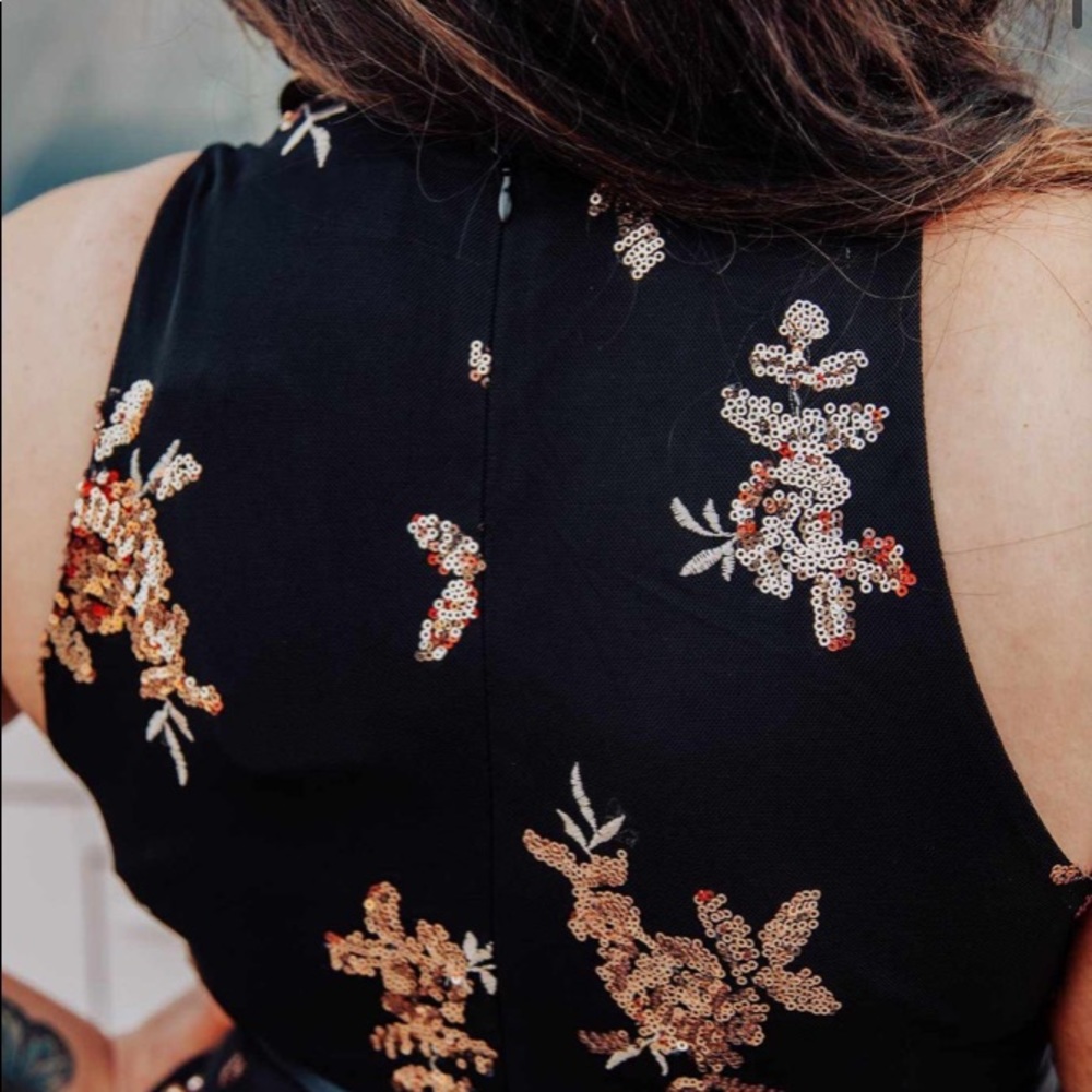 DRESS!!! STUNNING!! ✨🖤 - Picture 3 of 4
